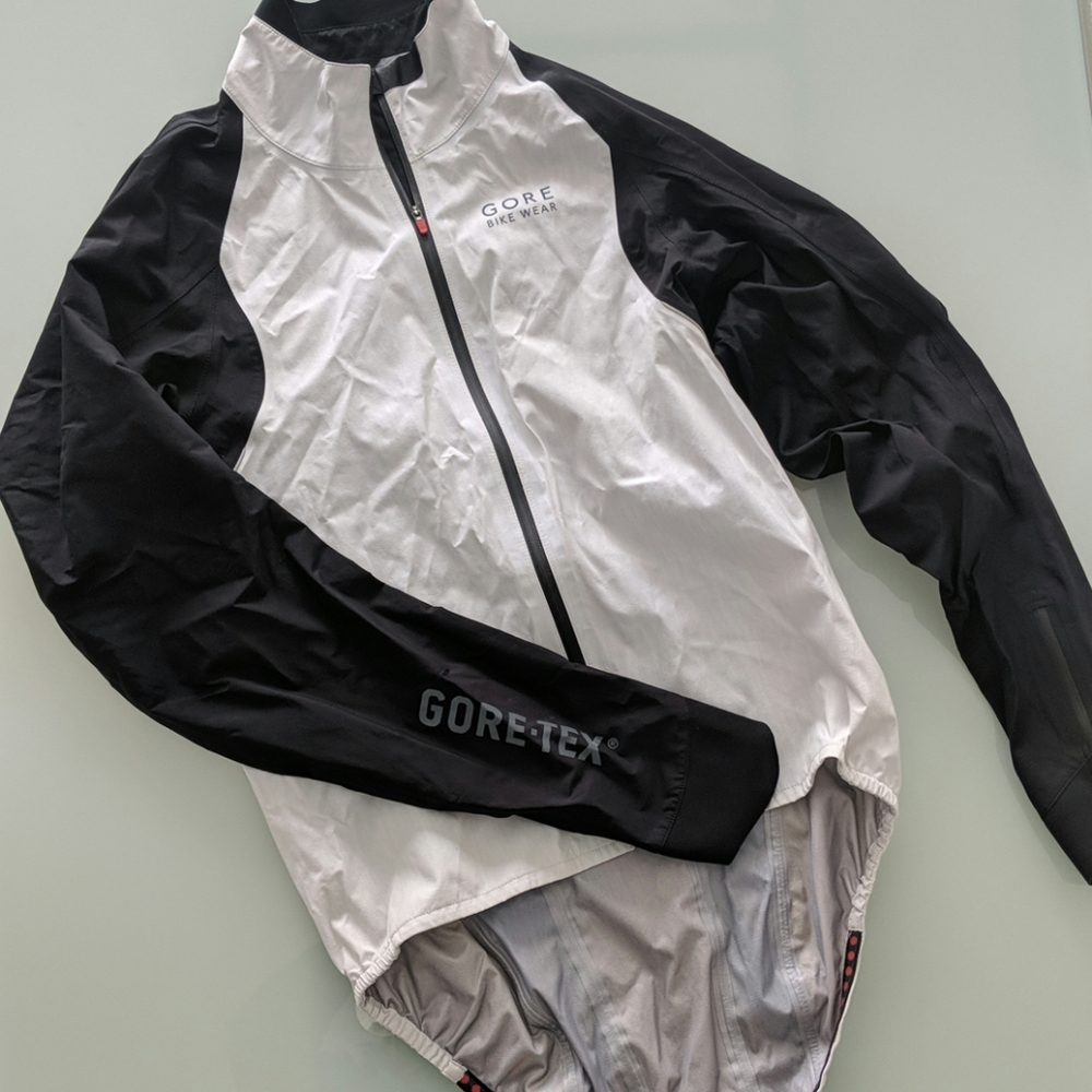 Gore Bike Wear Lightweight Cycling Jacket